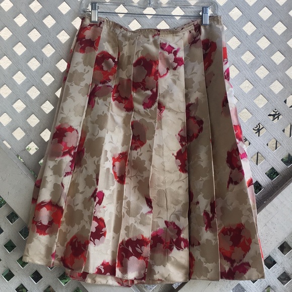 Prada Dresses & Skirts - Prada skirt